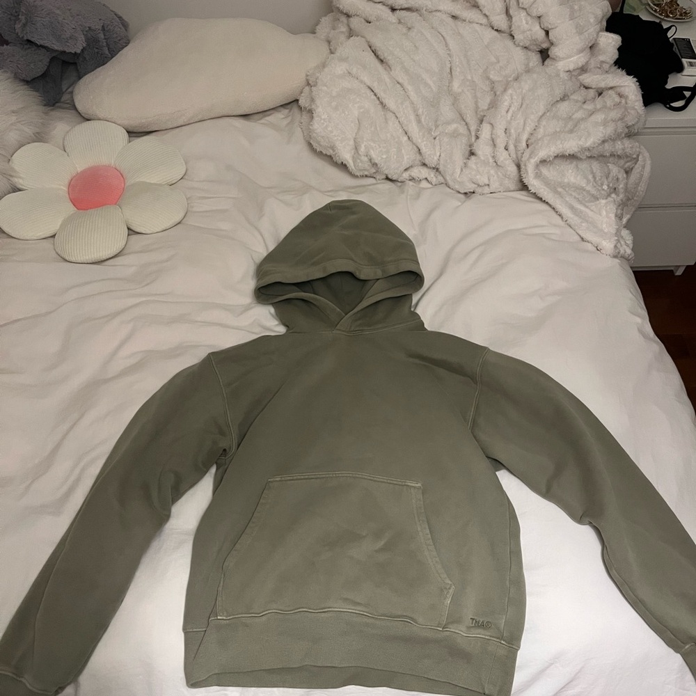 Aritzia Women's Sage Green Sweater